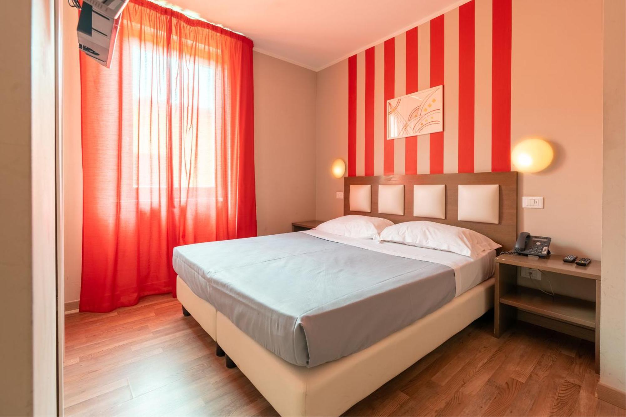 Gg8 Hotel & Suite Spa Gualdo Tadino Exteriör bild