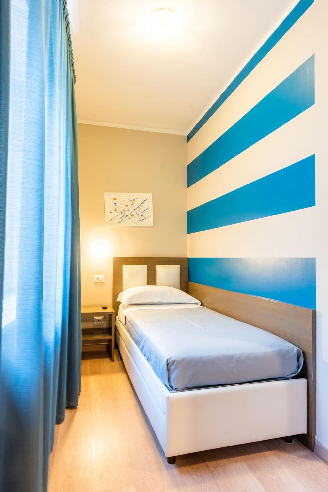 Gg8 Hotel & Suite Spa Gualdo Tadino Exteriör bild