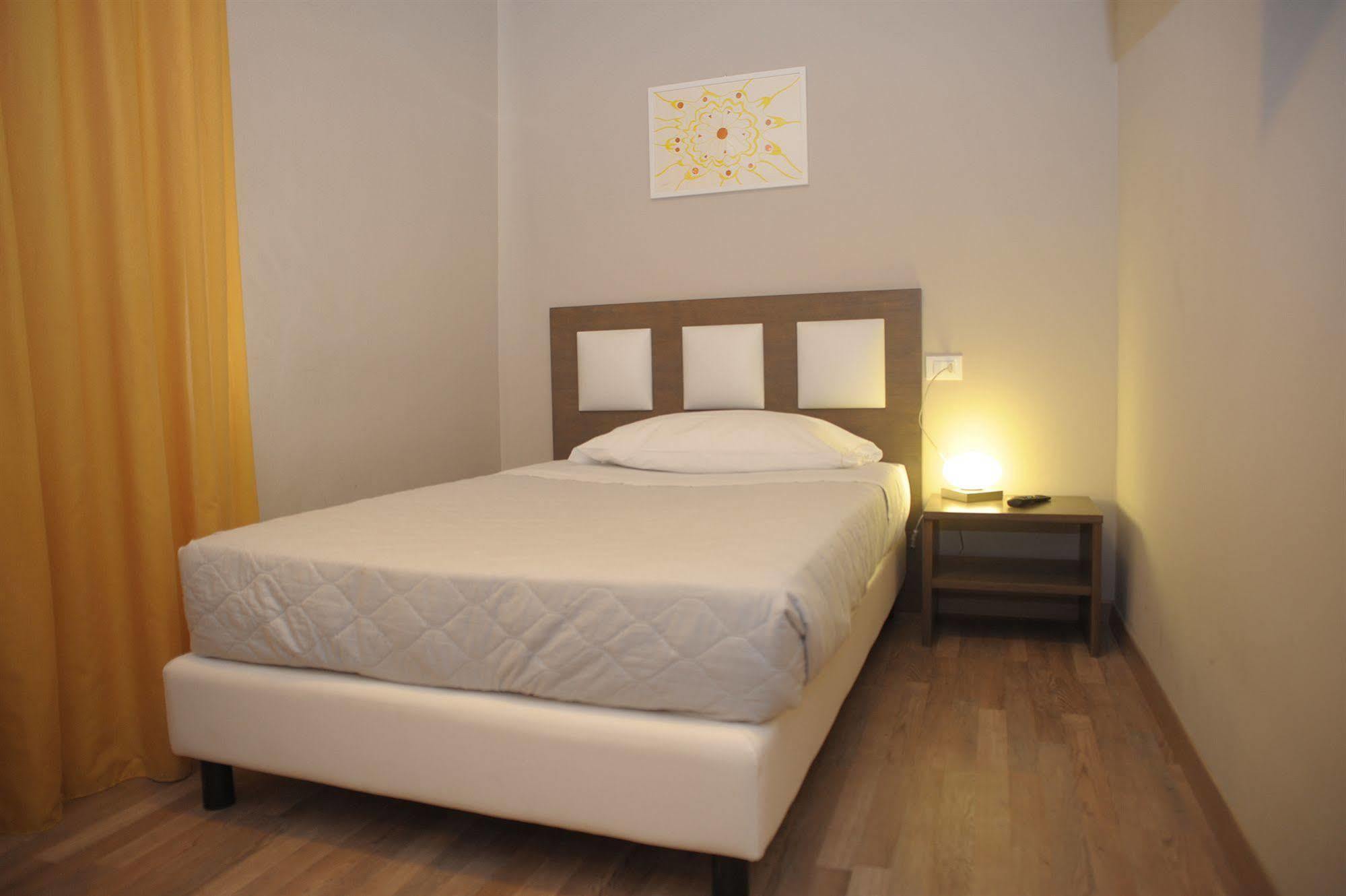 Gg8 Hotel & Suite Spa Gualdo Tadino Exteriör bild